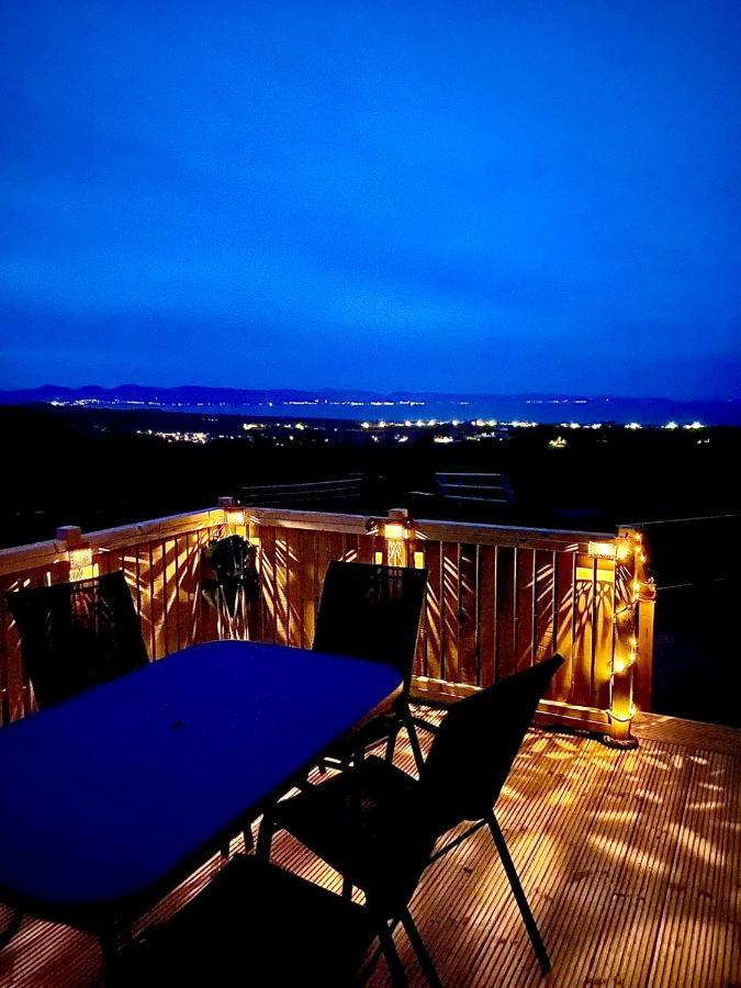 Villa Snowdon Bay - North Wales - Stunning Llyn Peninsula Mountain & Ocean Views - Wilde Retreats Pwllheli Exterior foto